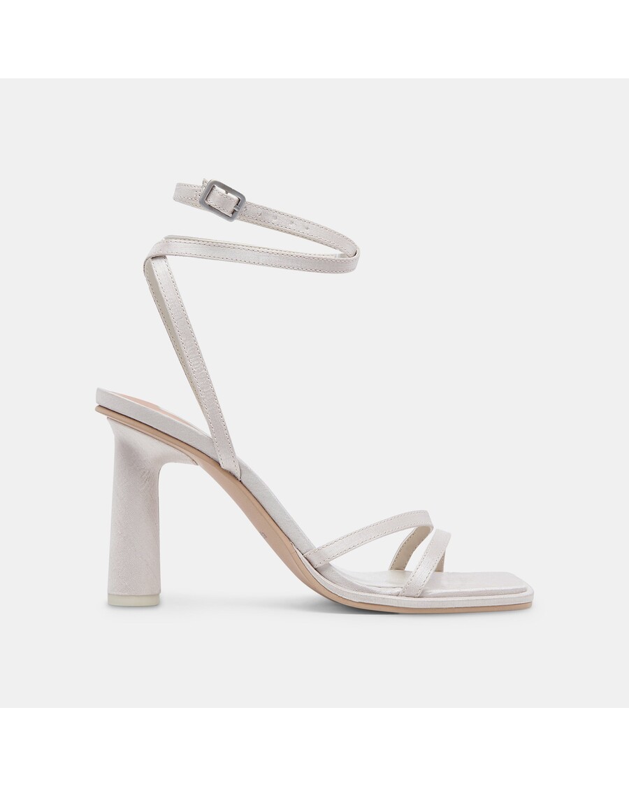 Dolce Vita DISERE HEELS OFF WHITE SATIN